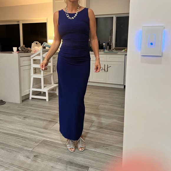 Gorgeous brand new Norma Kamala evening dress